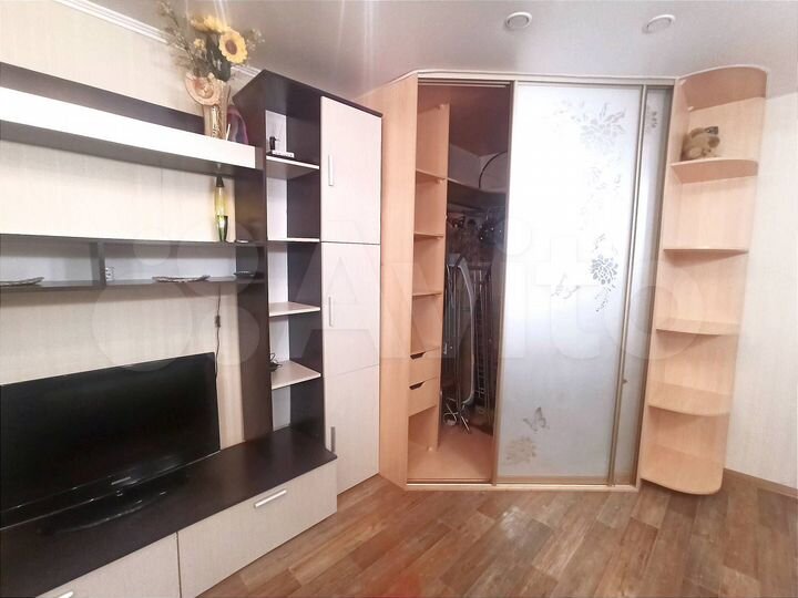 2-к. квартира, 45 м², 1/9 эт.