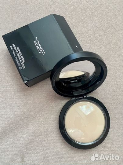 Пудра минеральная MAC mineralize цвет Light