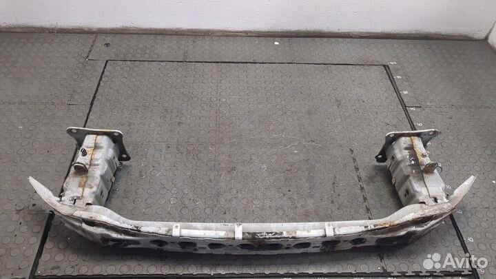 Усилитель бампера передний Ford Kuga