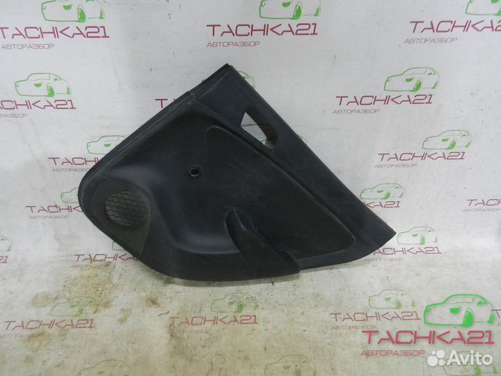 Обшивка задней правой двери Hyndai Solaris (10-17)