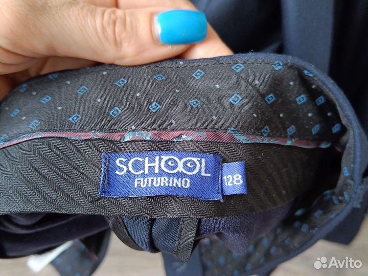 Костюм школьный 128 новый