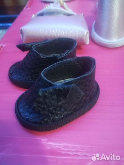 Обувь для кукол