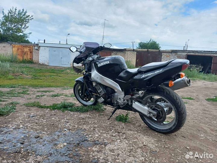 Yamaha YZF 1000R
