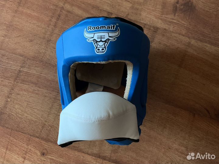 Шлем для единоборств