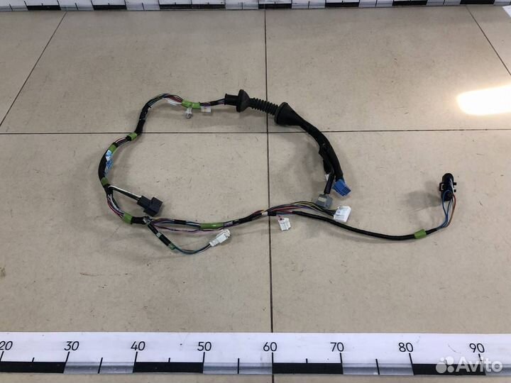 Проводка двери Toyota Corolla E120 2001-2007