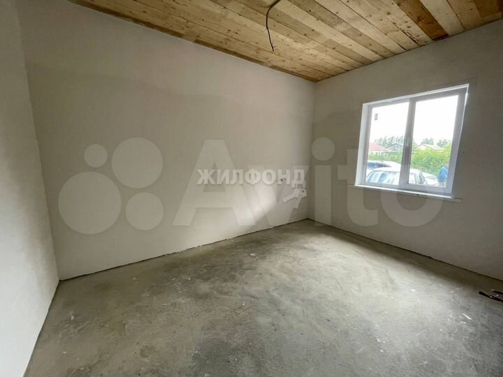 Дом 62,9 м² на участке 3 сот.