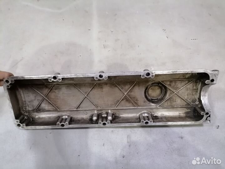 Клапанная крышка Volvo 340 2.0 1984-1991