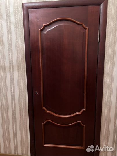 Двери б\у продаются