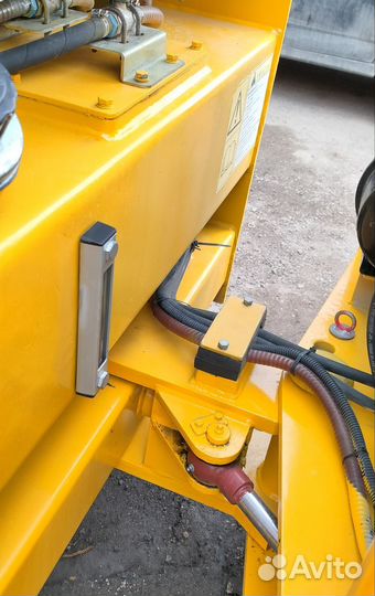 Дорожный каток XCMG XMR30E, 2014