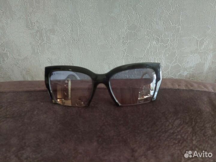 Солнцезащитные очки женские