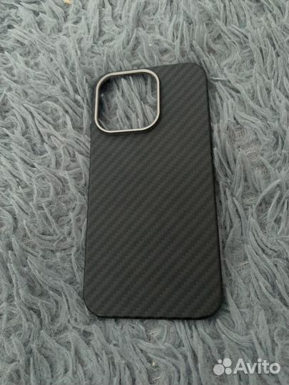 Чехол на iPhone 14 pro карбон
