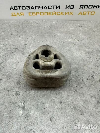 Резинка крепления глушителя задняя Mercedes-Benz