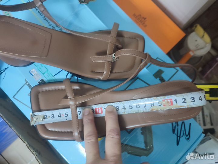 Босоножки женские 38 размер
