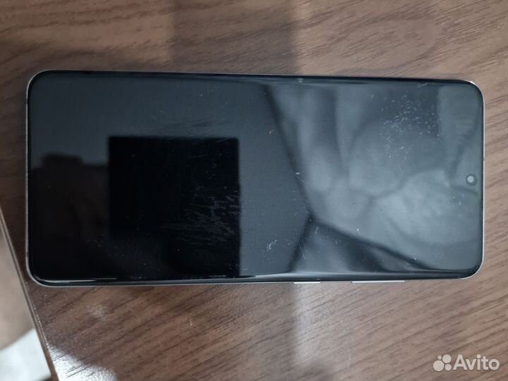 Samsung Galaxy S20, 12/128 ГБ