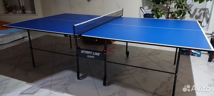 Теннисный стол для помещения