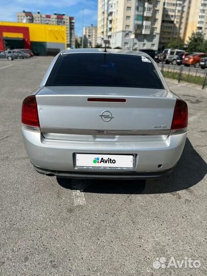 Opel Vectra 1.8 МТ, 2003, 283 520 км