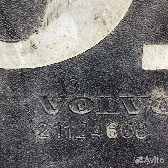 Крыло заднее передняя часть Volvo