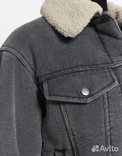 Джинсовая куртка с мехом