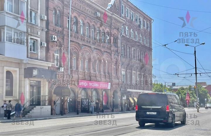 1 линия в центре 440 кв.м