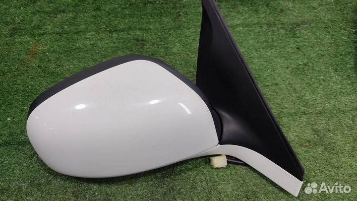 Зеркало правое Suzuki Swift 2008