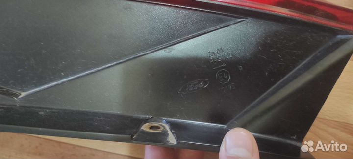 Задний правый фонарь форд фокус 2