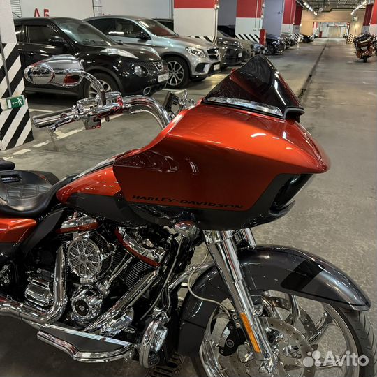 Road Glide 117 CVO