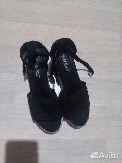Сандалии женские 39 размер на платформе