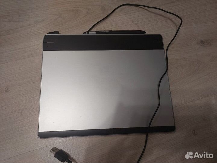 Графический планшет Wacom CTH-680