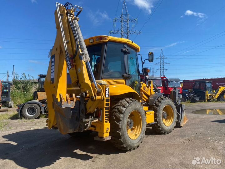 Экскаватор-погрузчик Bull 4SX, 2023