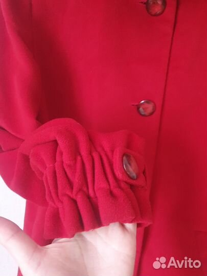 Красное полупальто укороченное пальто женское