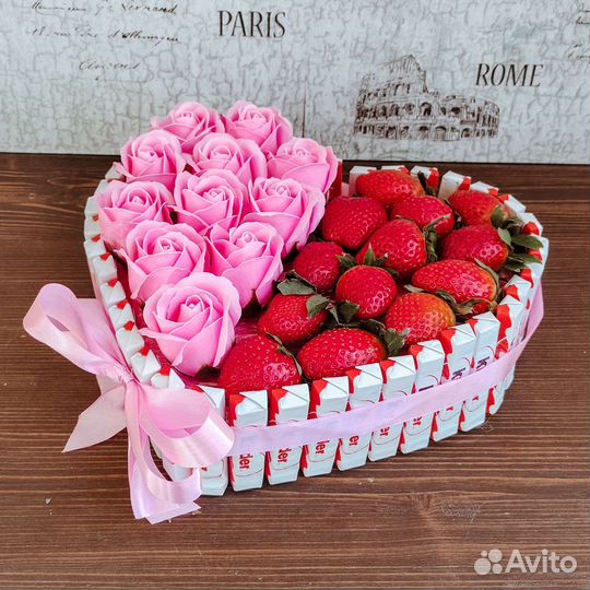 Киндер с клубникой