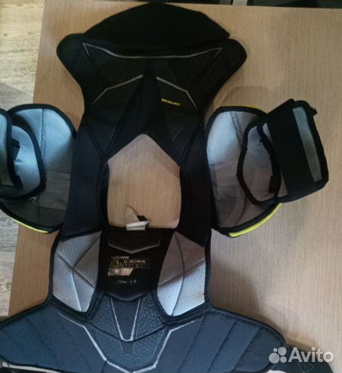 Нагрудник bauer supreme ultrasonic