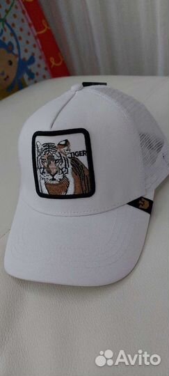 Бейсболка сетка с тигром и львом