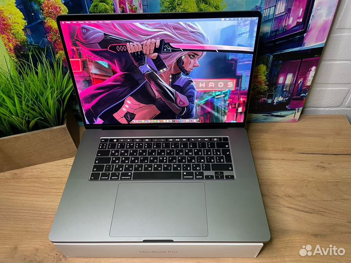 MacBook Pro 16 2021 i7/16/512/108 циклов