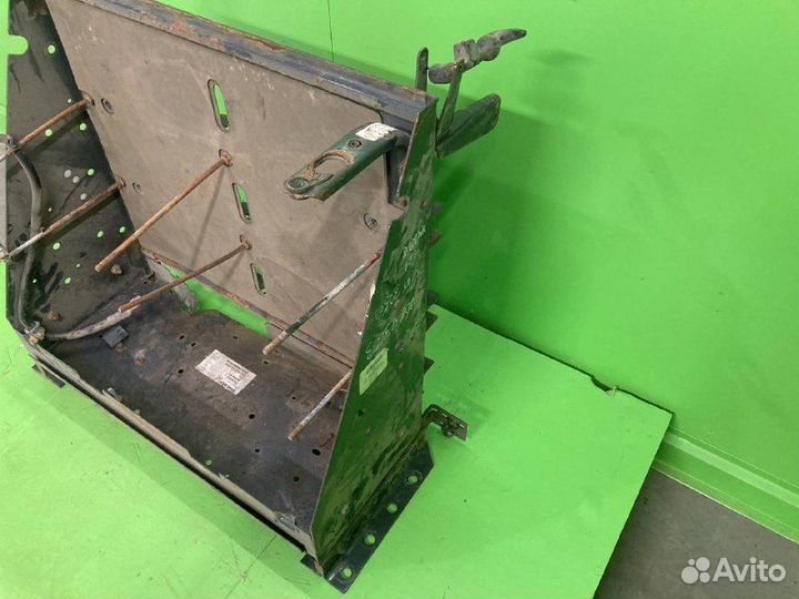 Ящик акб volvo FH13