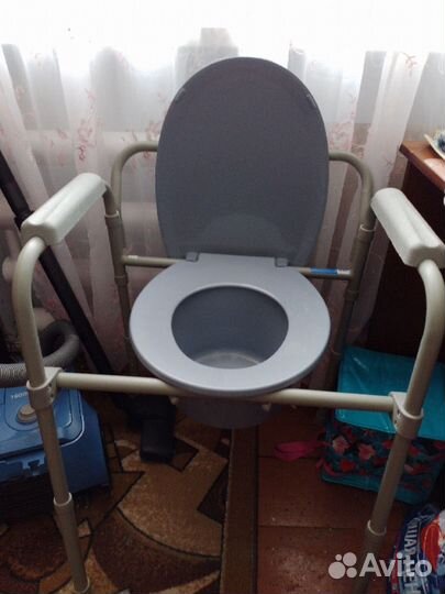 Туалетный стул