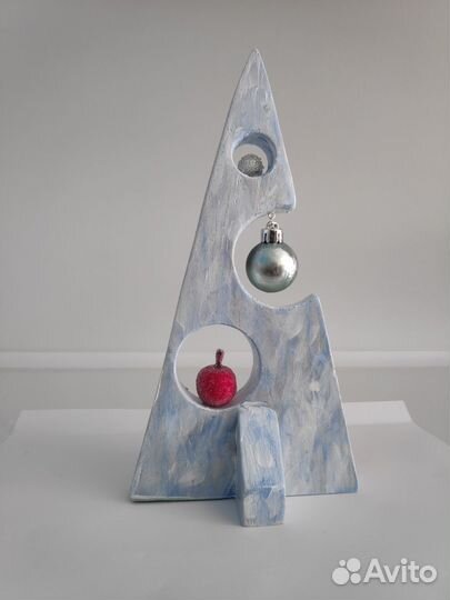 Ель свежая деревянная