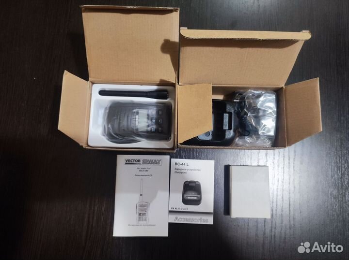 Рация Vector VT-44 Military