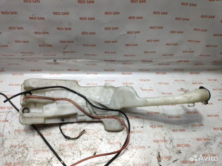 Бачок омывателя Toyota Rav 4 ACA21R 1azfe 2002