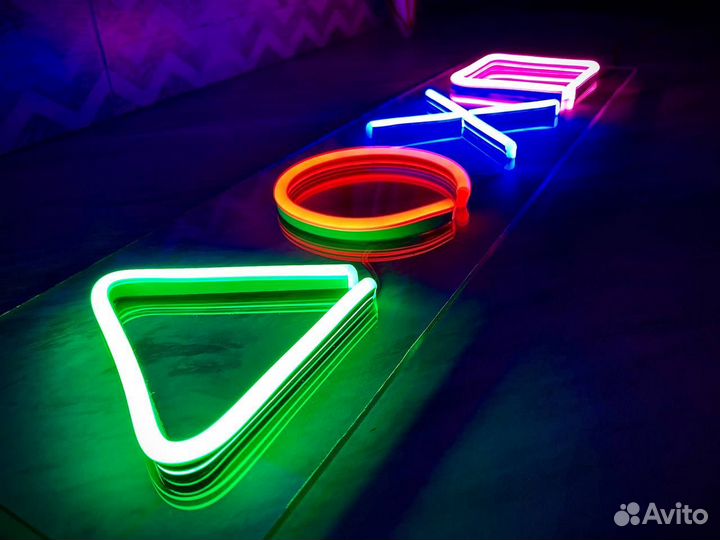 Неоновая вывеска на заказ светящаяся надпись