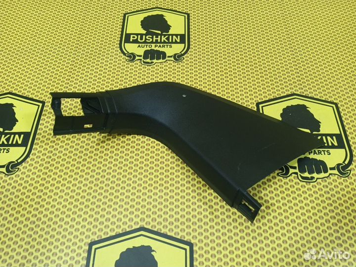 Обшивка стойки передней нижняя передняя правая