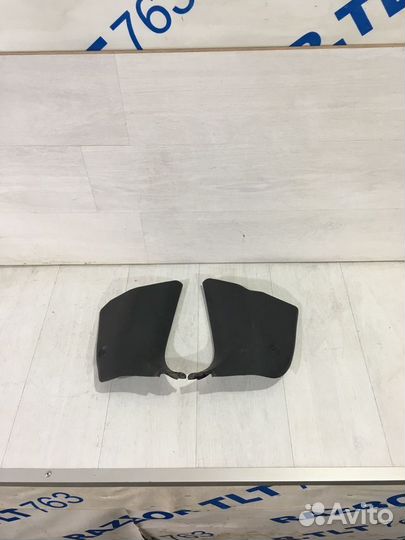 Обивка порога передняя mazda 3 BK 2.0 мт седан