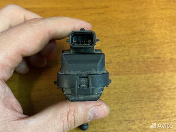 Nissan Juke 2012- Корректор фары б/у