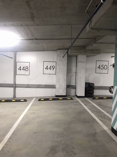 Машиноместо, 13 м²