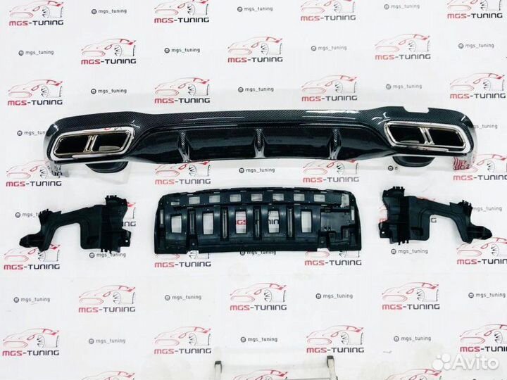 Диффузор с насадками E63s Под карбон Mercedes w213