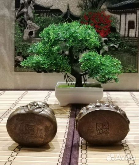 Буддийские божества Хотэй с клеймом