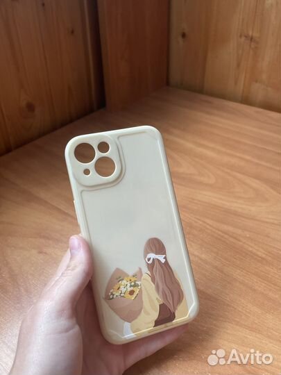 Чехлы на iPhone 13