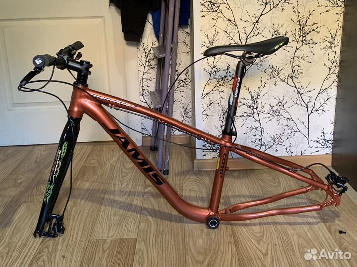 Велосипед jamis