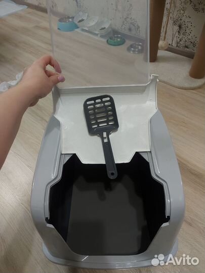 Закрытый лоток для кошек