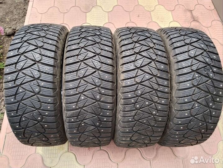 Goodyear Ultragrip 600 205/55 R16 94T